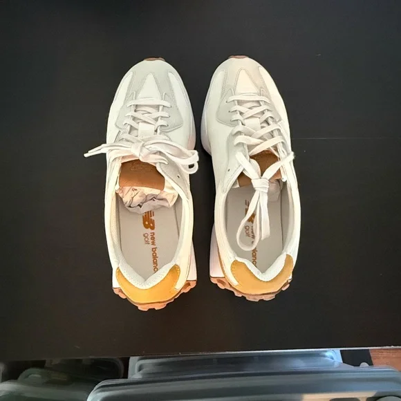 New Balance x CALIA: 327 Golf Sneakers, Women's 9, Dried Apricot NEW